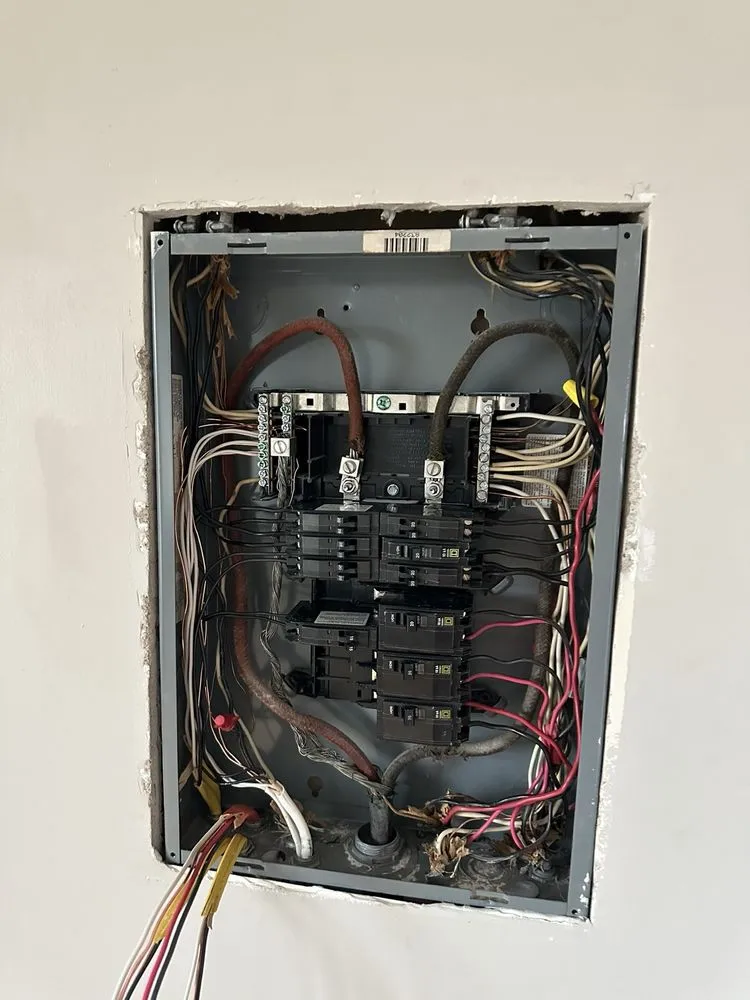 Licensed outlet and switch repair service in Stanley, NY - Lake To Lake Electric