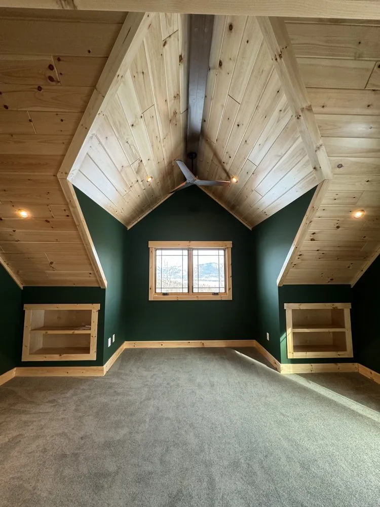 Slide of Lakeshore Design and Build