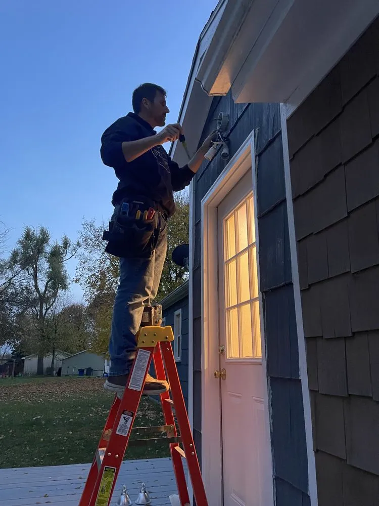 Slide of Lakeside Electrical