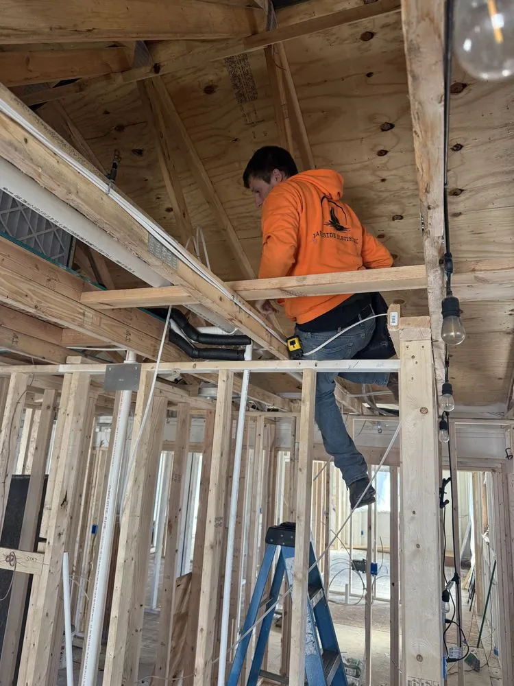 Slide of Lakeside Electrical