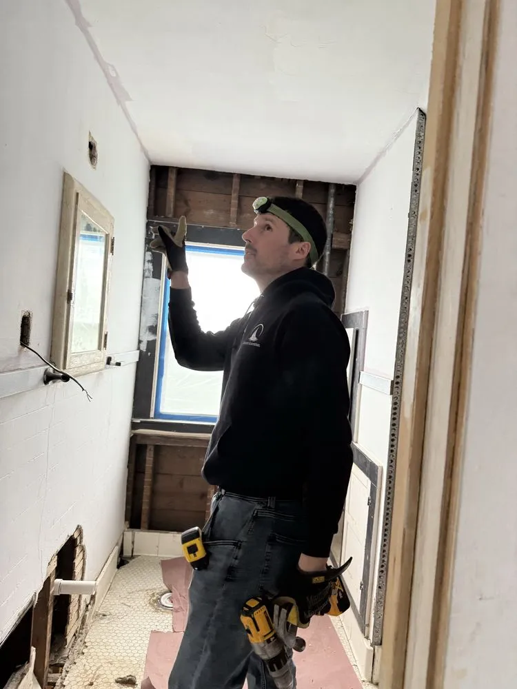 Slide of Lakeside Electrical