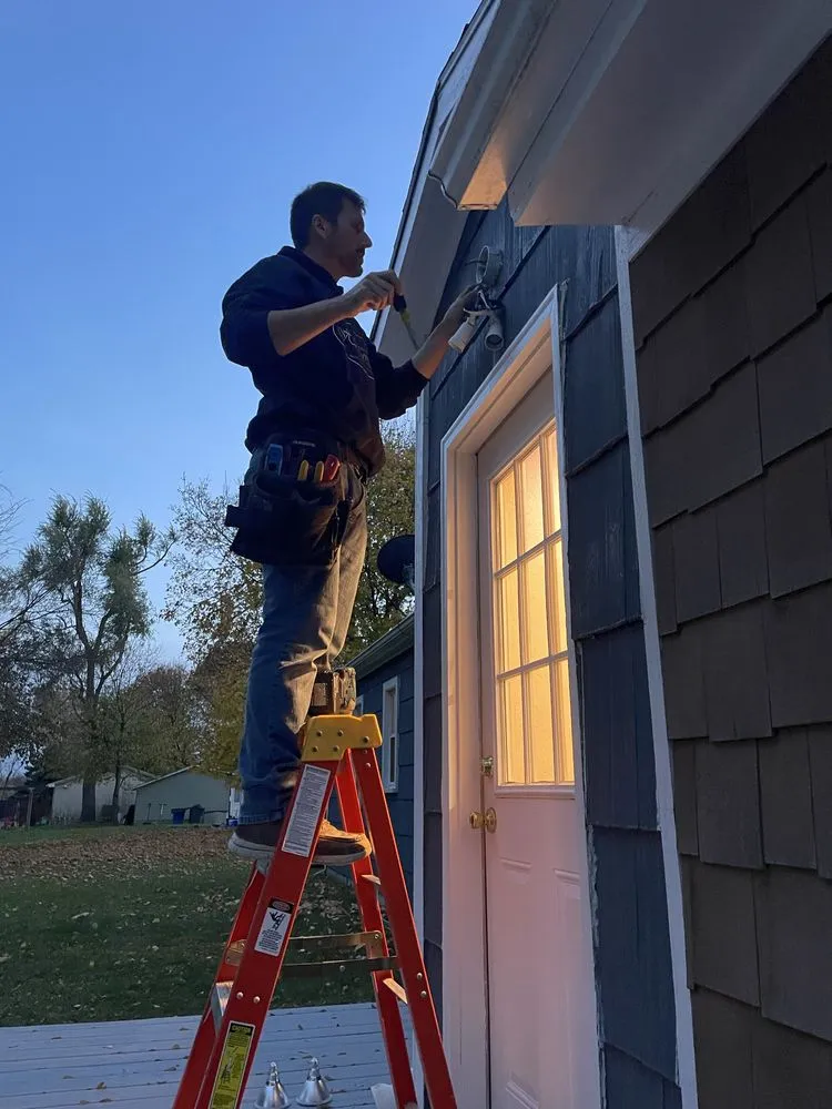 Slide of Lakeside Electrical