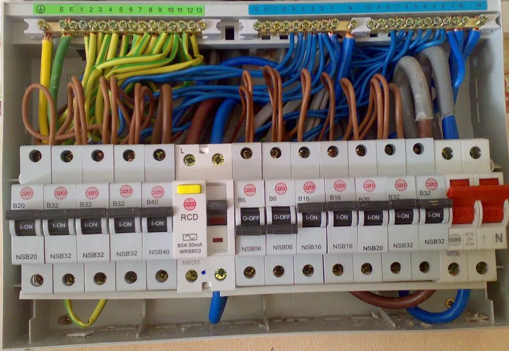 Affordable electrician providing circuit breaker repair in Saint Cloud, WI - Lakeview Electric Contractors