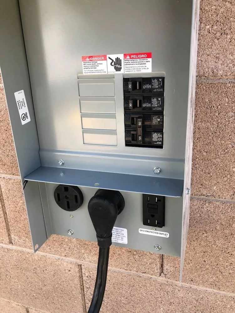 Slide of Lakeview Emergency Electrician