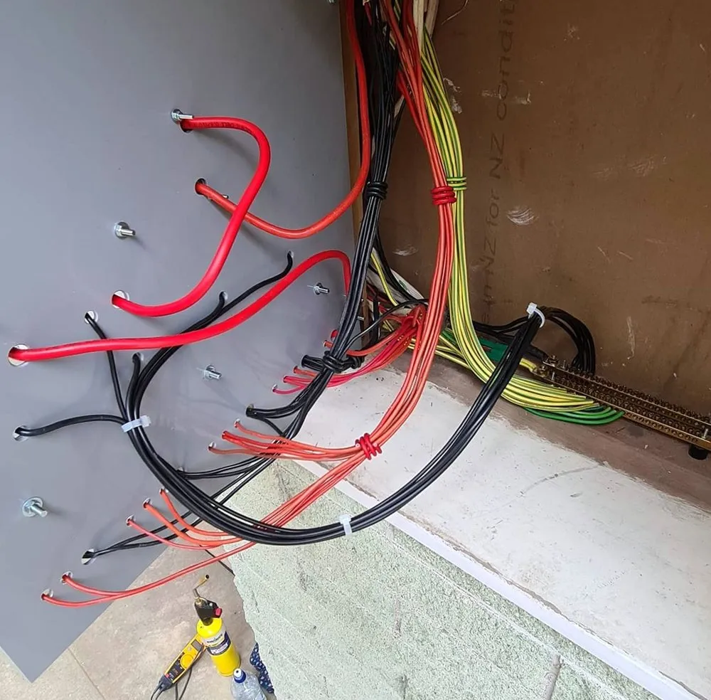 Slide of Lakeway Electric