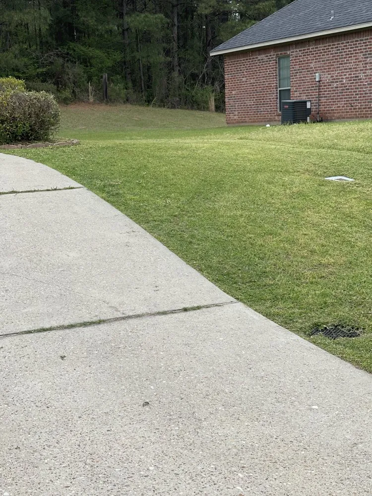 Slide of Lamar Powerwashing Landscaping & Electrical