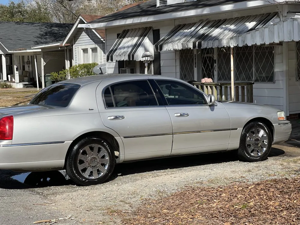 Slide of Lamar Powerwashing Landscaping & Electrical