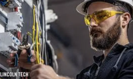 Slide of Lamonts Home Improvement