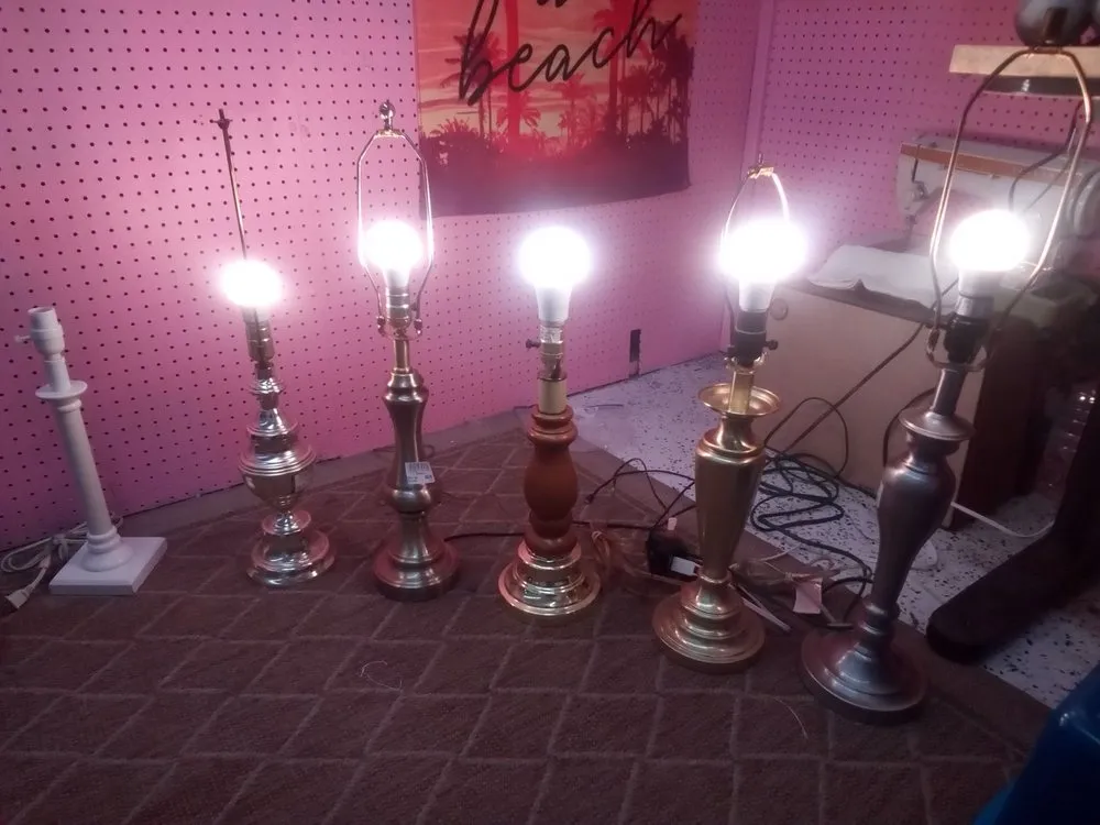 Slide of Lamp Repair