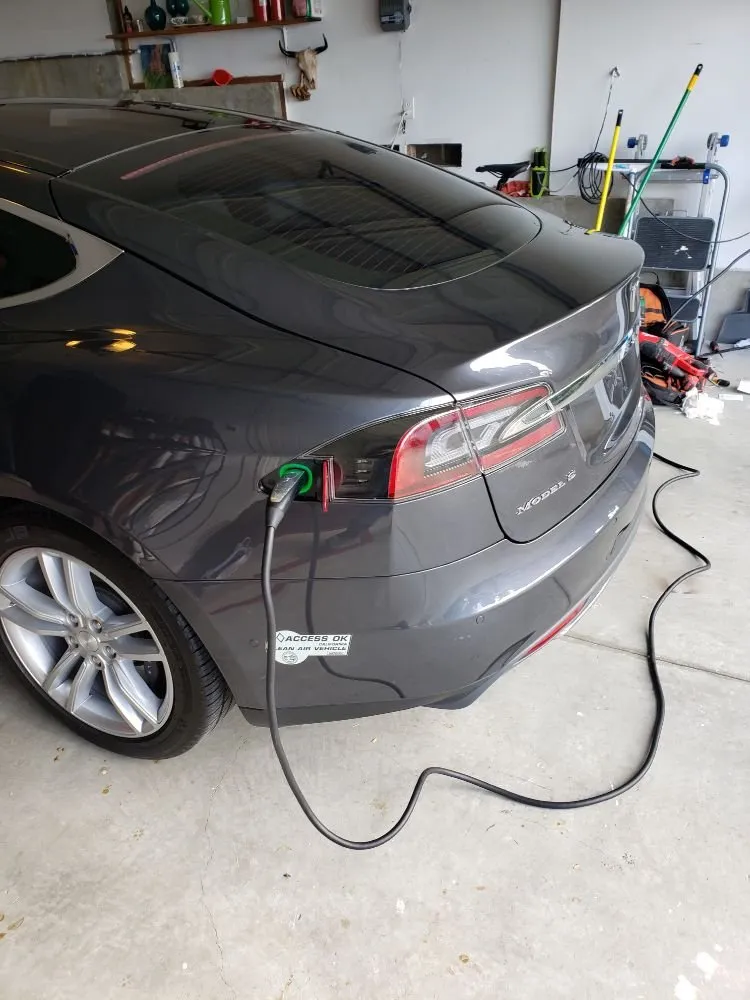 Slide of Lampochka & Co