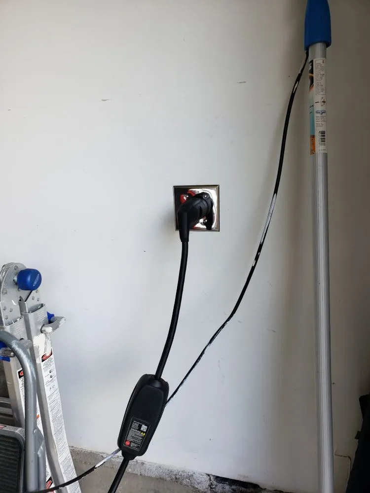 Slide of Lampochka & Co