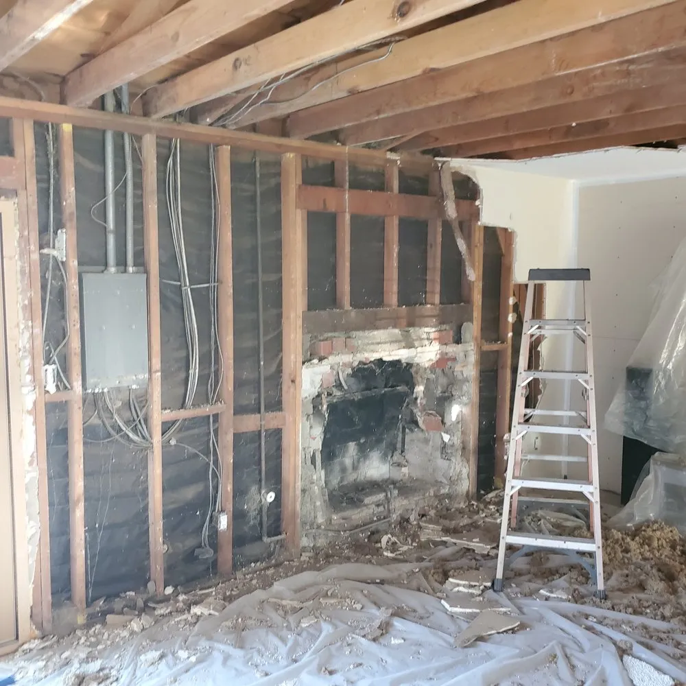 Slide of Landon's Handyman Services