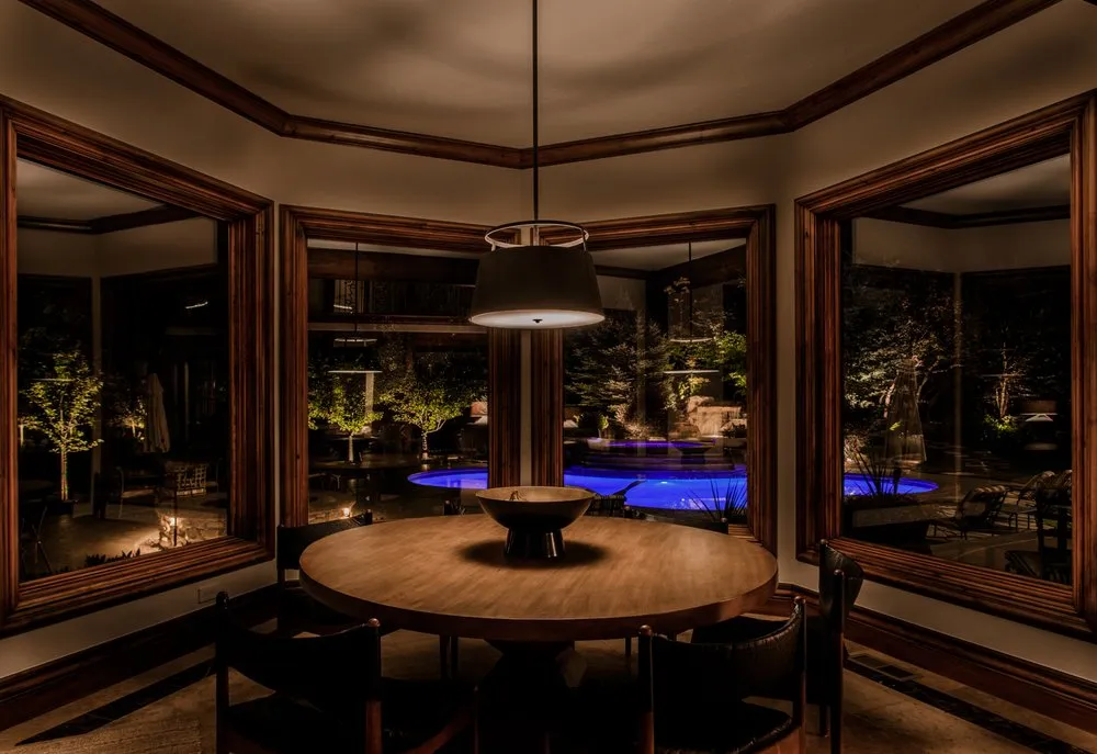 Licensed electrical service for homes in wiring installation, by