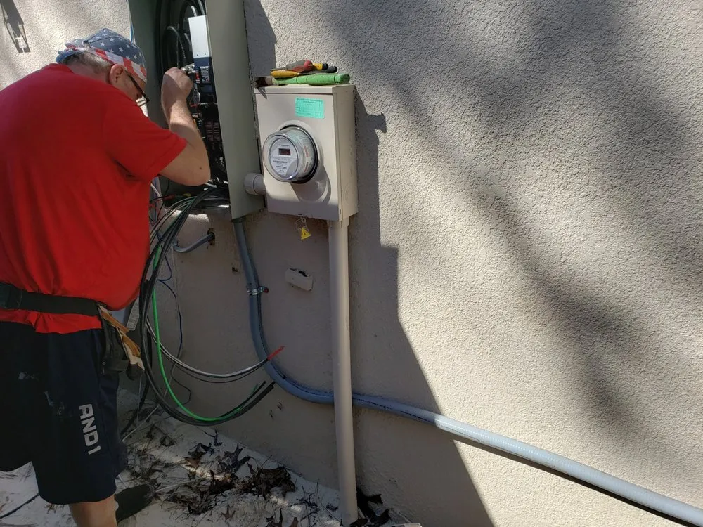 Expert lighting installation experts serving Weeki Wachee, FL - Lane Electric