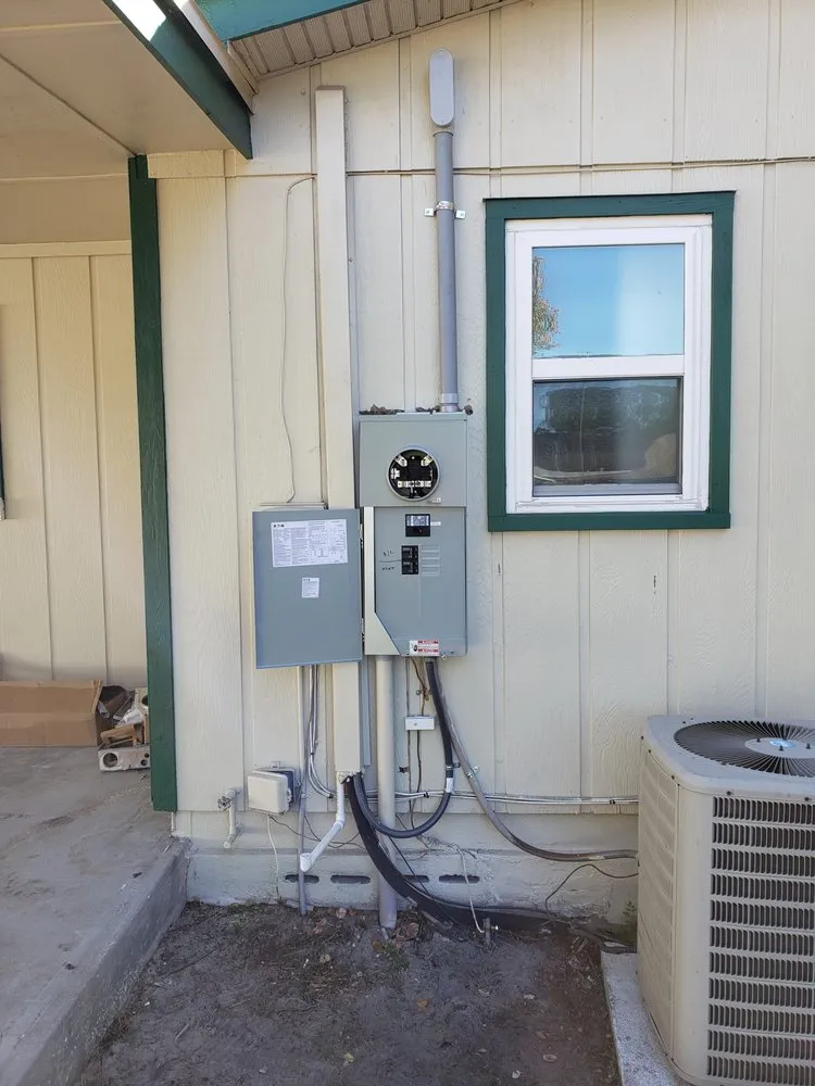 Certified panel upgrade experts serving Weeki Wachee, FL - Lane Electric