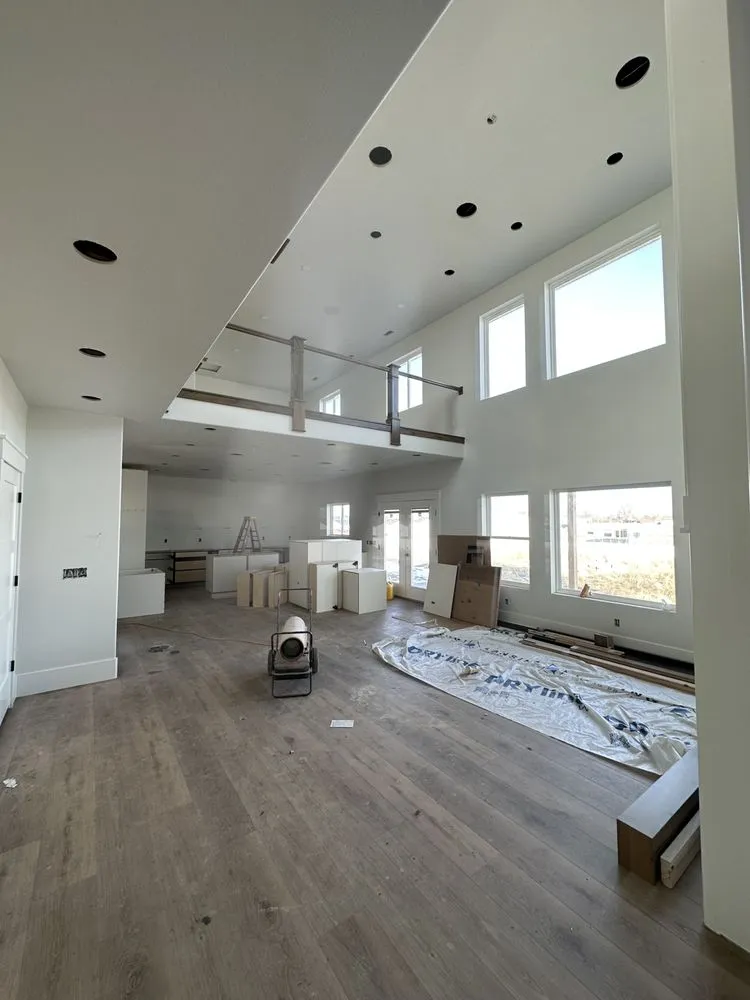 Slide of Lantor Electric