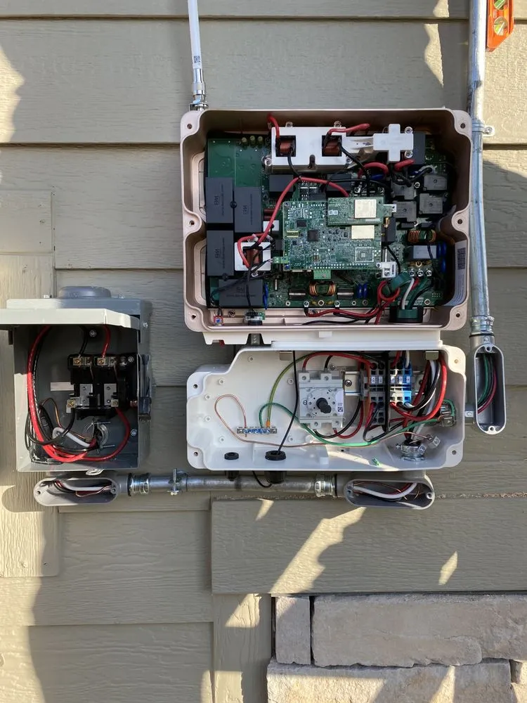 Slide of Lantor Electric