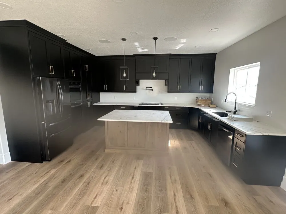 Slide of Lantor Electric