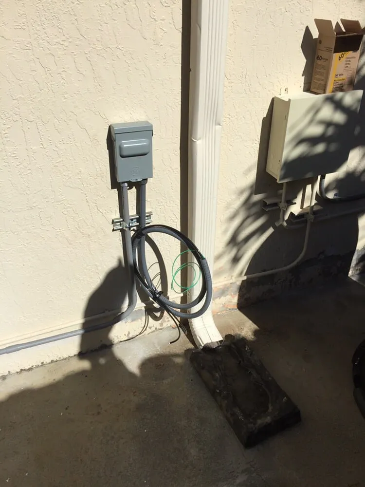 Slide of Lara Electric