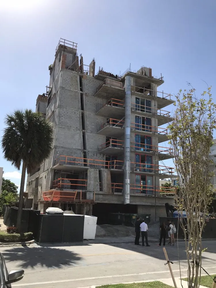 Slide of Lara Electric