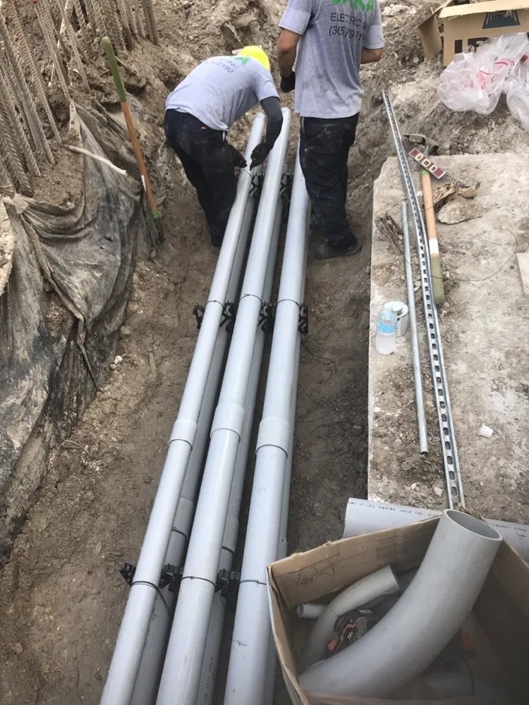 Slide of Lara Electric