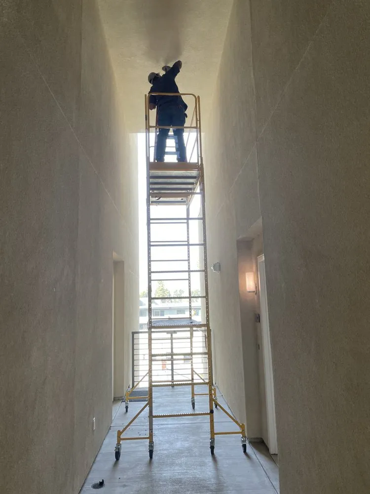 Slide of Larios Electrical Solutions