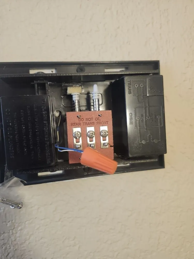 Slide of Lark Electric