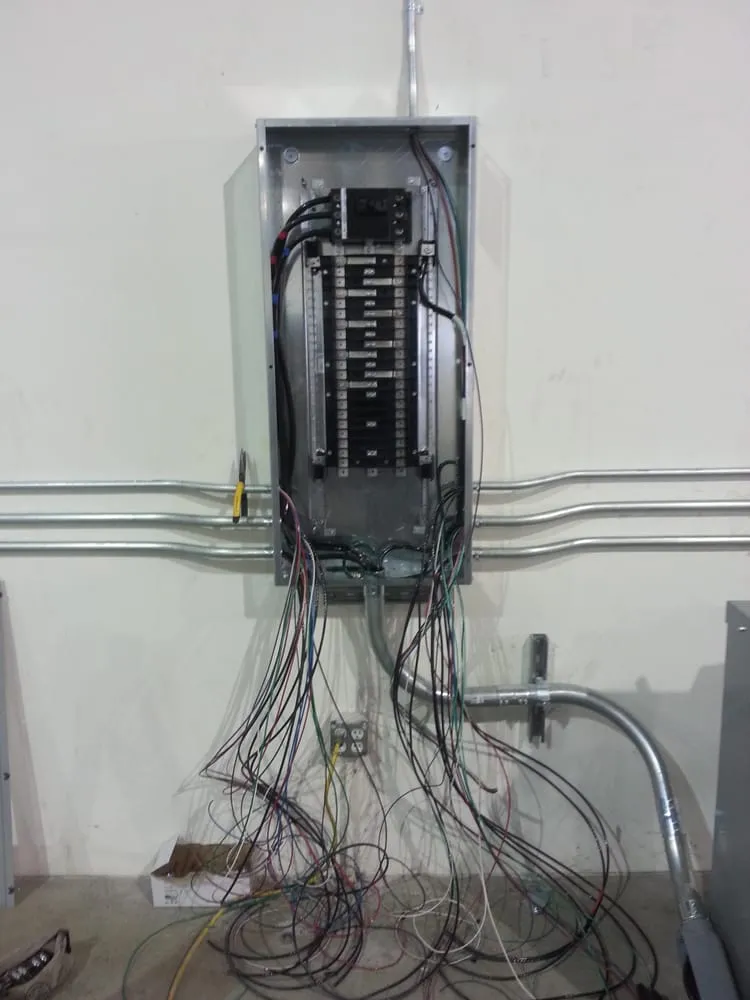 Affordable electrician providing circuit breaker repair in ,