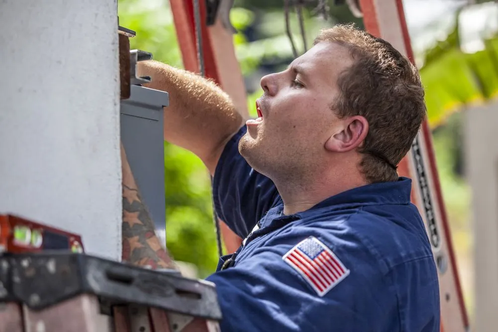 Slide of Larson Electrical Repair