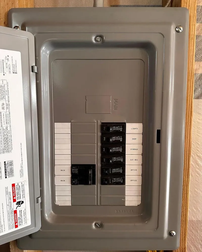 Slide of Las Colinas 24 Hour Electrician