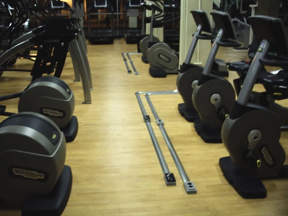 Slide of LA's Custom Power & Lighting