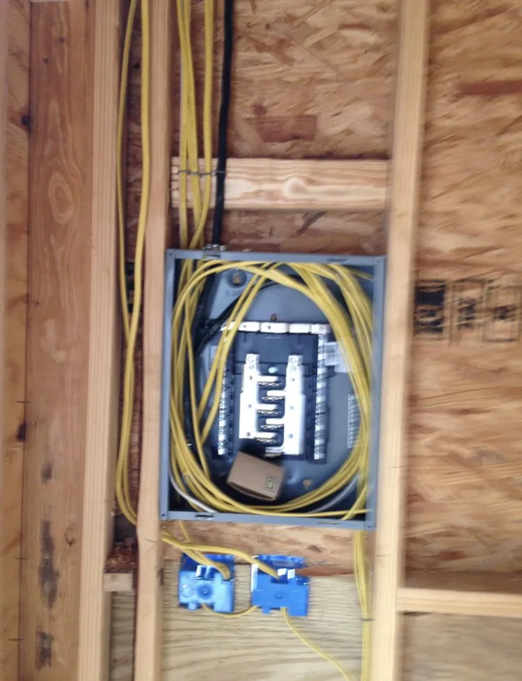 Slide of Laspesa Electric