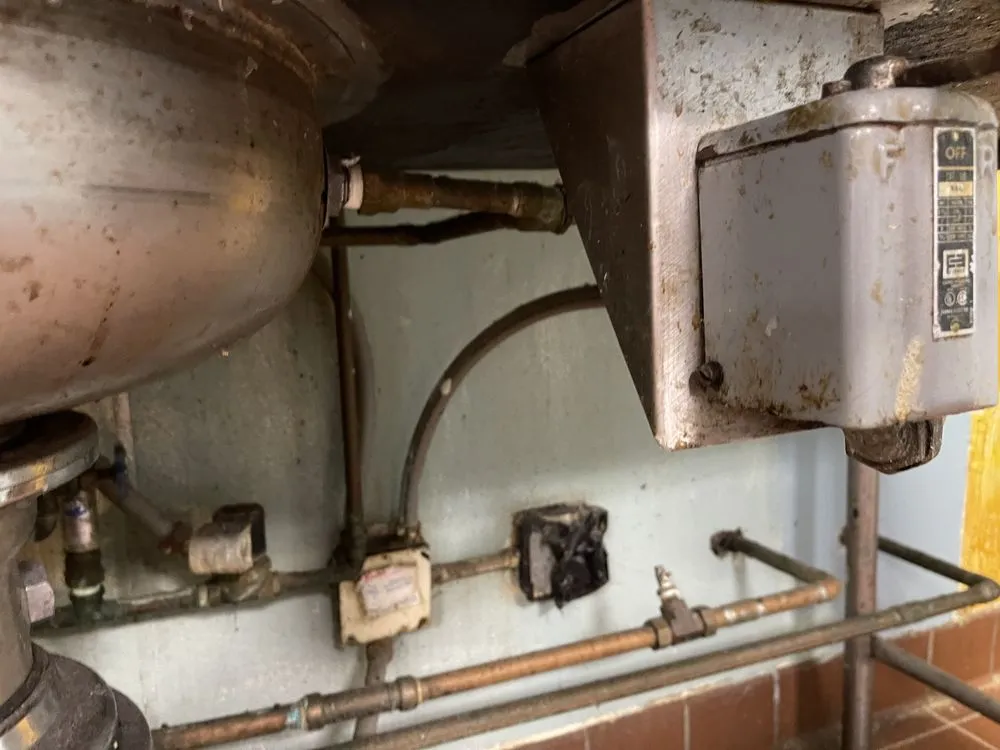 Reliable electrician providing outlet and switch repair in , 