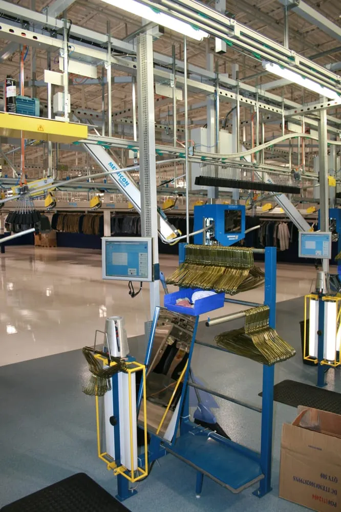 Slide of Laszlo Electric