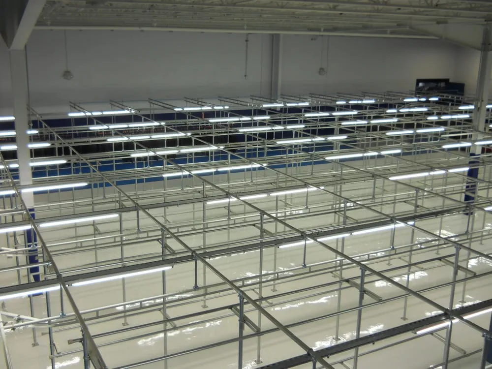 Slide of Laszlo Electric