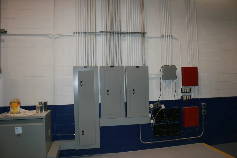 Slide of Laszlo Electric