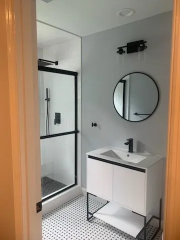 Slide of Latin Alliance Management