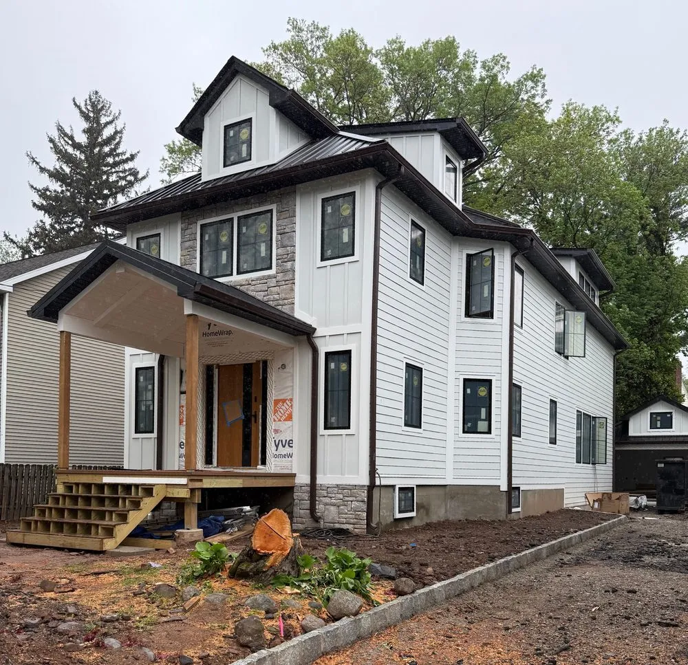 Slide of Latin Alliance Management