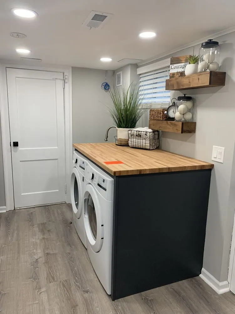 Slide of Latin Alliance Management