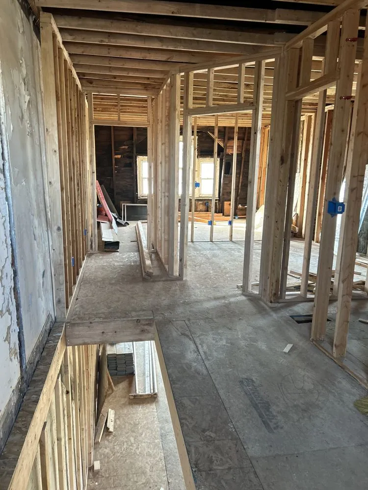 Slide of LATJR ELECTRIC