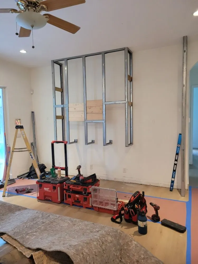 Slide of Lavo Construction