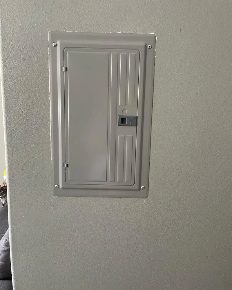 Slide of Lawndale Emergency Electrician