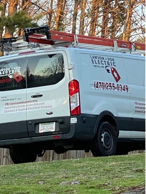 Professional electrician providing emergency electrical service in , 