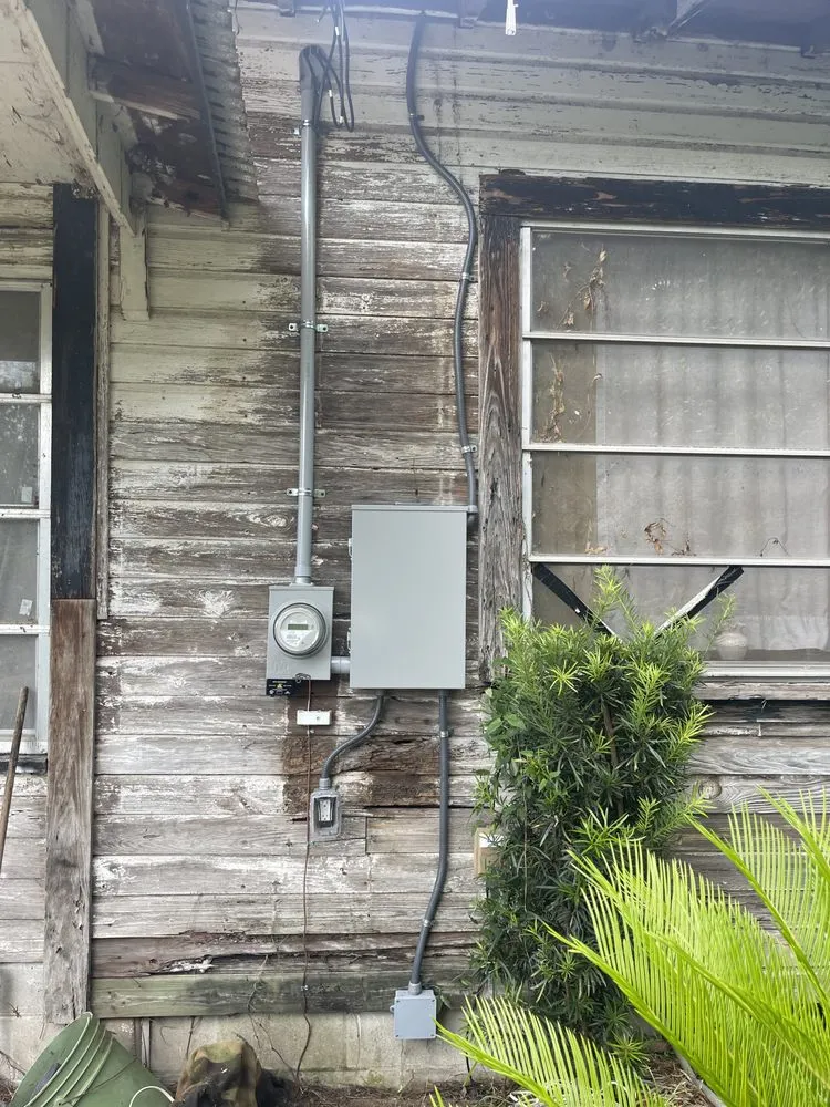 Emergency panel upgrade service in Land O' Lakes, FL - Lawson Electric