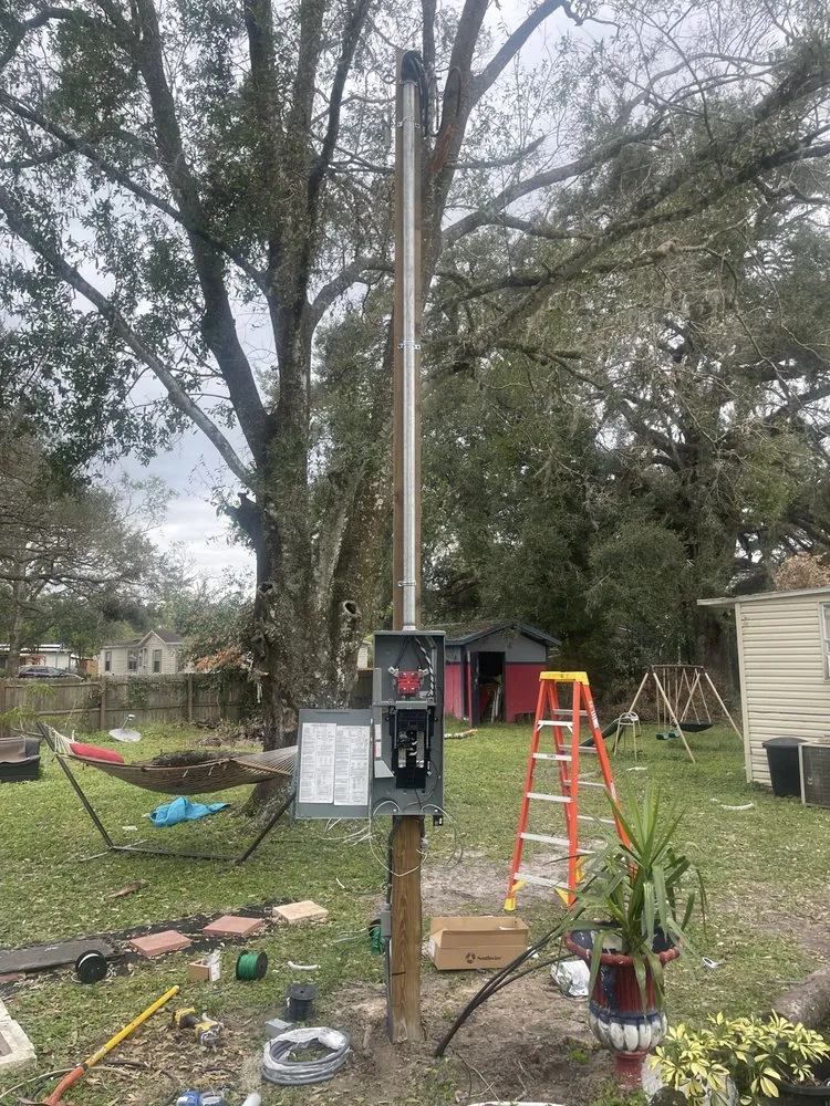 Reliable electrician providing lighting installation in Land O' Lakes, FL - Lawson Electric
