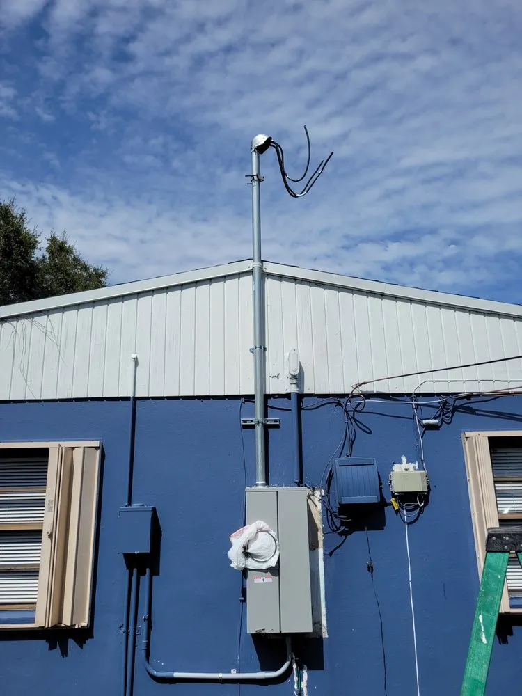 Slide of Lazz 17 Electric