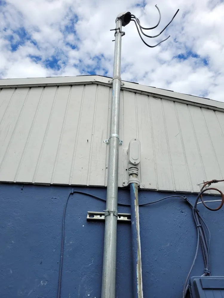 Slide of Lazz 17 Electric