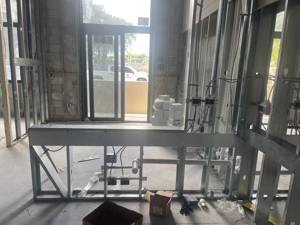 Certified electrician providing electrical repair in , 