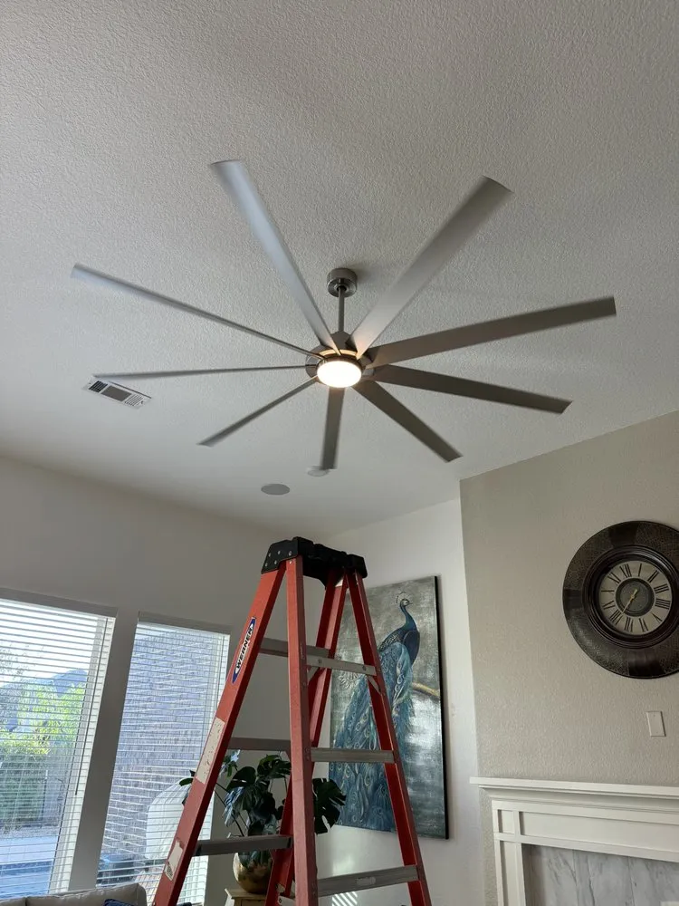 Slide of Lc Pro Electric