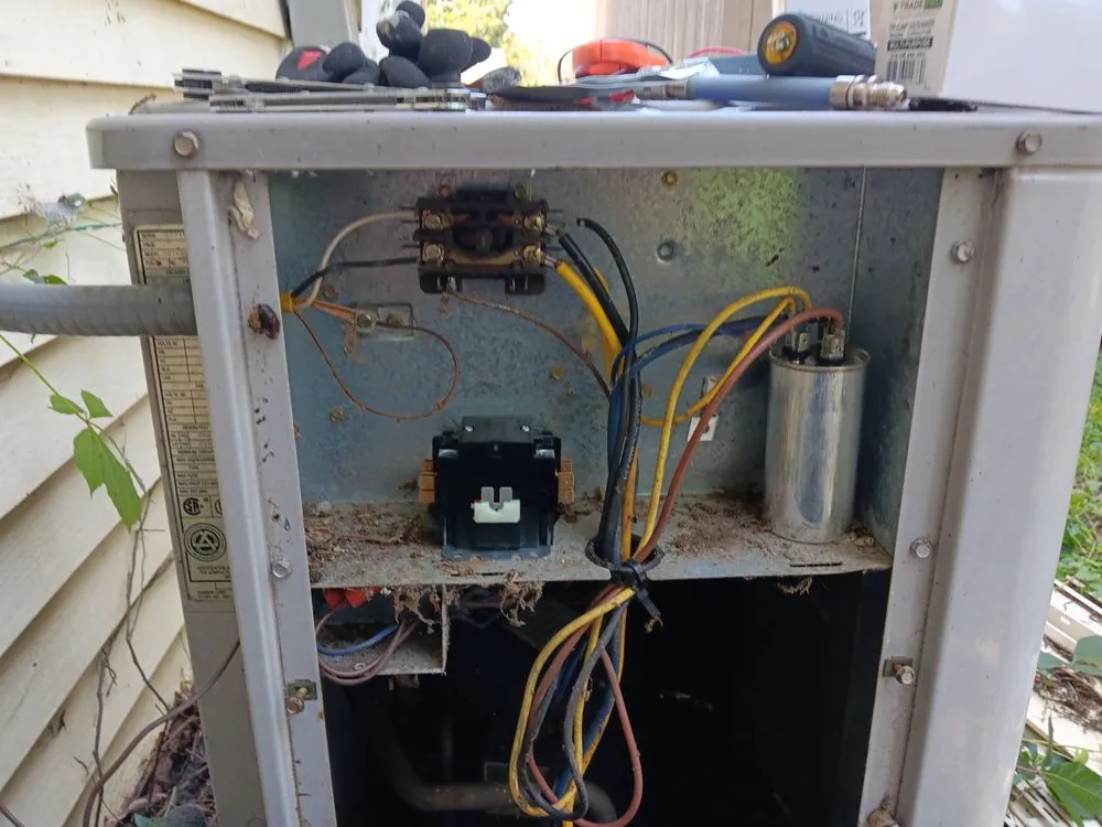 Slide of L&C Specialists